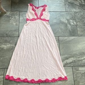 💓Emilio Pucci For Formfit Rogers Vintage pink long slip dress size medium